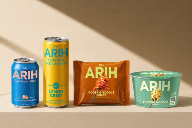 hy는 균주·발효 기술을 적용한 ‘아리(ARIH)’ 음료로 해외 시장을 넓히고 있다. 사진은 팔도와 hy가 방탄소년단과 함께 기획한 아리의 탄산음료·에너지 드링크·면 제품. 사진=hy