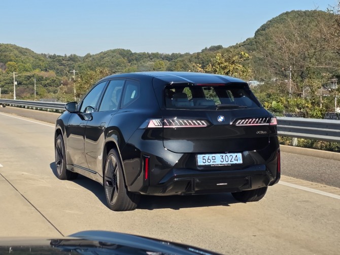 더 뉴 BMW iX3 50 xDrive. 사진=최태인 기자