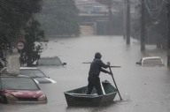 브라질 홍수 2주째 지속…사망자 136명, 피해액 5조원 이상