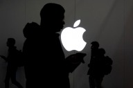 EU, 애플 앱스토어 '경쟁 억압' 혐의로 제소…거대 플랫폼 기업 첫 철퇴