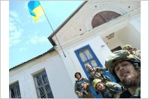[속보] 우크라이나군, 이지움 탈환… 러시아군 하르키우서 결국 '백기’