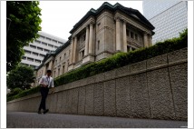 일본은행, 국채 매입 축소…마이너스 금리 해제 후 처음