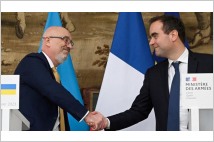 우크라이나, 프랑스에 전투기 지원 정식 요청
