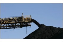호주 퀸즐랜드, 2035년까지 75% 배출량 감축 목표로 석탄 화력 발전 중단 가속화