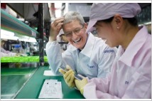 '탈중국' 생산망 꾸리던 애플, 中 계약사는 오히려 증가