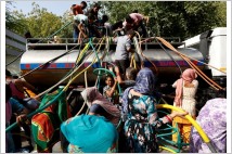 인도 북부 힌두교 집회서 최소 116명 압사 사고