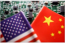 바이든과 트럼프, 첨단 기술인 AI와 칩에서 모두 중국 겨냥