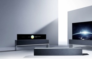 LG전자, 5년 만에 롤러블 OLED TV 생산 중단…시장 반응 부진