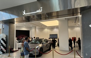 테슬라, 중동 강소국 ‘카타르’에 첫 전시장 오픈
