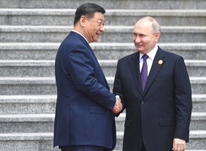 푸틴과 시진핑의 동상이몽 밀월