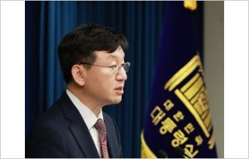 [총선발 금리인하 압박①] 선거판 화두 된 통화정책... “금리 내려라" 아우성