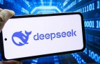 딥시크, ‘인터리브 사고’ 탑재로 사용자 1억 명 돌파