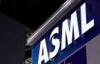 ASML, 수주 ‘역대급 폭발’에 주가 7%↑…AI 열풍 수혜주 입증