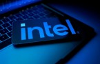 인텔, 150억 달러 유상증자에 주가 4.96% 하락