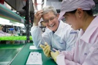 '탈 중국' 생산망 꾸리던 애플, 中 계약사는 오히려 증가