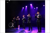 [예비한류스타(15)] 아카펠라 그룹 '엠씨드'의 리더 최종민…앙상블에 빠진 목소리로 연주하는 독보적 뮤지션