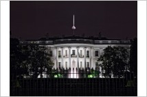 [글로벌-Biz 브리핑] "밤사이 미국은"…미러 정상 회담 앞둔 트럼프, 푸틴은 '경쟁자'