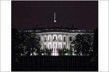 [글로벌-Biz 브리핑] "밤사이 미국은"…트럼프, 미 정보기관에 대한 '큰 신뢰' 발언으로 미국 내 비판 분출