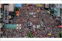[글로벌-Biz 24] 홍콩, 2조9580억원 경기부양책 발표…소득세 세액공제 확대 포함