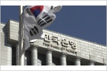 [G 칼럼] 한국은행의 ‘양적완화’ 논란