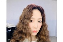 '소녀시대' 태연 부친상, 신곡 '해피' 발매 연기…생일날 부친상 애틋함 더해