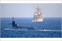 [G-Military]이란 코앞 호르무즈해협 통과한 미국 핵잠수함 조지아호의 가공할 파괴력