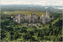 [글로벌-슈퍼리치의 저택(155)]에디 머피의 '구혼 작전 2' 자문다 궁전, 사실은 래퍼 릭 로스 저택