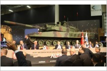 [G-Military]터키의 눈물겨운 탱크 개발...터키산 파워팩 장착 알타이 전차 시험