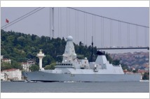 [G-Military]영국-러시아간 일촉즉발 상황일으킨 영국 해군 HMS 디펜더함은