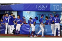 도쿄올림픽 여자배구·남자야구 경기결과 놓고 팬들 반응은 '극과 극'