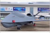 [G-Military]중국이 주해 에어쇼에서 처음으로 공개할 WZ-7 고고도무인정찰기는?