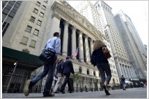 뉴욕증시 비트코인 폭발, 오미크론 위기경보 "해제"  FOMC 테이퍼링