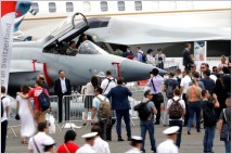 아르헨티나, 중국제 J17과 미제 전투기 도입 저울질?