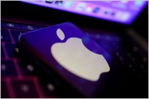 애플, 중국 코로나19 봉쇄로 인한 생산 위기에 아이폰 14 생산지 인도로 변경