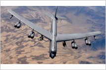 美, 호주에 B-52 전략폭격기 최대6대 배치…"중국 압박 수위 높인다"