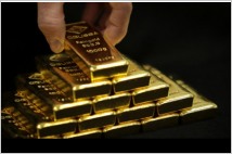 금 가격, 부채한도 협의안과 연준 금리인상 전망에 하락세