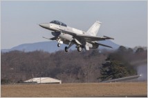 록히드마틴, F-16 최신 개량형 블록70 시험 비행 성공