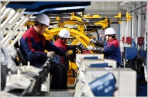 [초점] ‘중국산’ 규제 강화…미국 제조업, 탈중국 속도 빨라진다