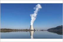 OECD 주요국 '원전 발전 비중' 모두 감소…한국만 소폭 증가