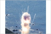일본 첫 민간 인공위성 발사 실패…스페이스원 소형 로켓 '카이로스 1호기' 발사 직후 폭발