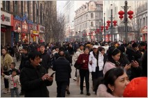 중국 경제, 1~2월 예상치 상회 호조 출발…5% 성장 목표 달성 가능할까?