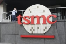 TSMC, 테슬라 슈퍼컴 ‘도조’용 차세대 반도체 생산