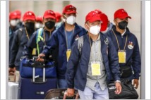 한국 거주 외국인 근로자 절반 월 200만~300만원 번다