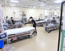 군 병원, '응급실 개방' 12일…민간인 98명 치료