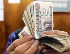 피치, 570억 달러 구제금융 받은 이집트 신용등급 '긍정적'으로 상향