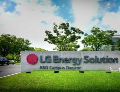 [속보] LG엔솔, 1분기 영업익 1573억원…전년比 75.2% 감소