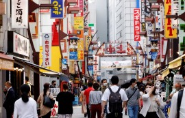 日, 5월 소비지출 0.4% 감소..."바닥 다졌다"