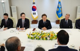 재계, ‘3대 전략 카드’로 관세 리스크 돌파