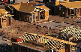 "트럼프, ‘전국 주택 비상사태’ 선포 가능성"