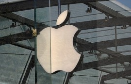 애플, 깜짝 실적에도 주가↓...”문제는 AI”